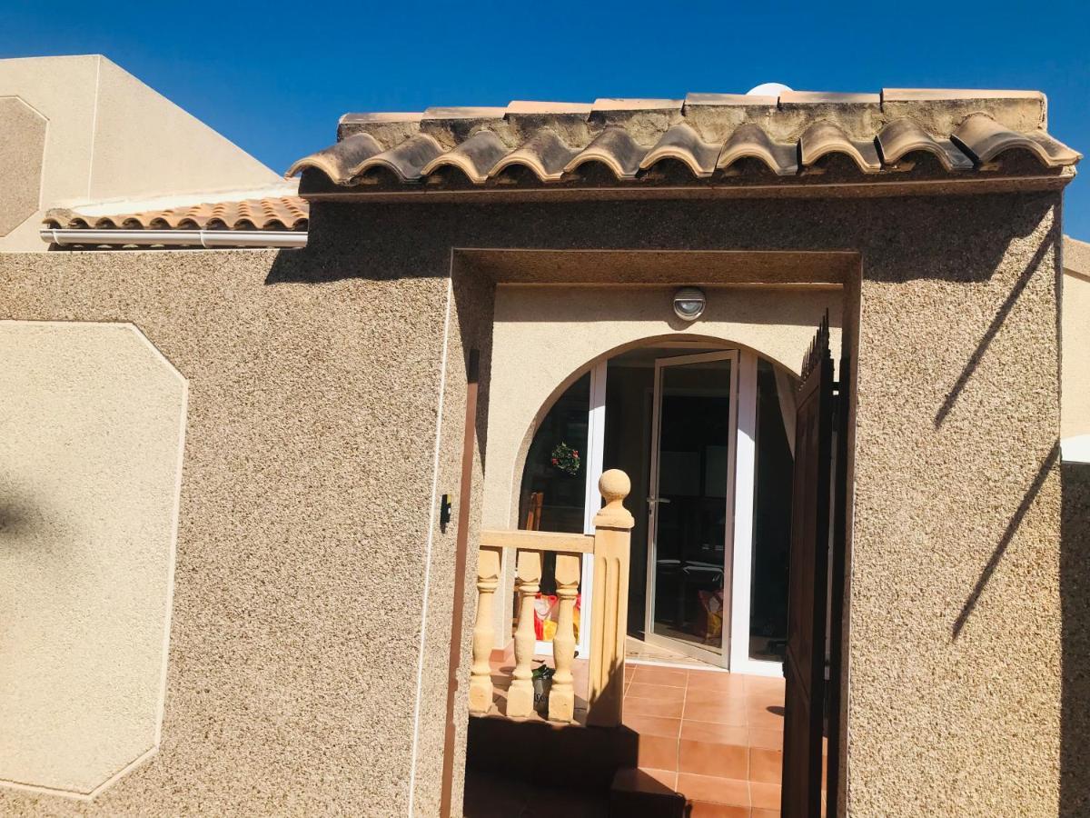 Villa With Super Swimming Pool Gran Alacant Exterior photo